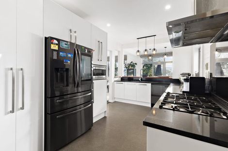 Photo of property in 5 Torridon Road, Miramar, Wellington, 6022