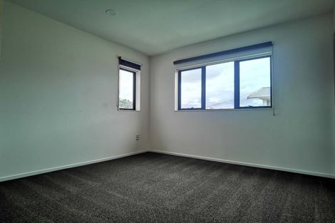 Photo of property in 3a Mcleod Road, Henderson, Auckland, 0612