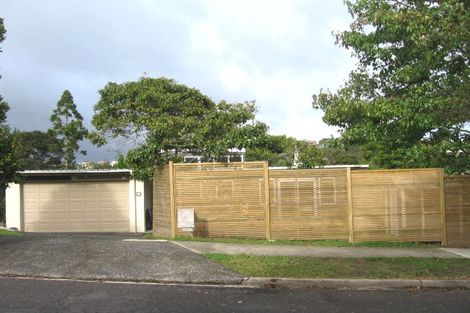 Photo of property in 28 Mappin Place, Chatswood, Auckland, 0626