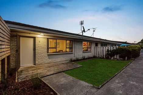 Photo of property in 2/31 Bowater Place, Manurewa, Auckland, 2102