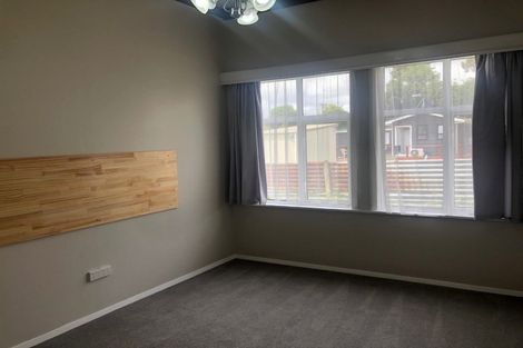 Photo of property in 65 Mako Mako Road, Levin, 5510