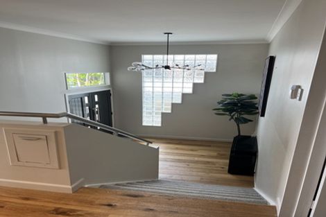 Photo of property in 26 Bernleigh Terrace, West Harbour, Auckland, 0618