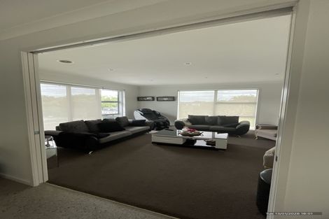 Photo of property in 11 Imperial Place, Flat Bush, Auckland, 2019