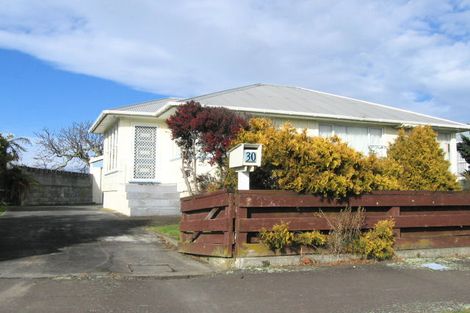 Photo of property in 30 Clyde Crescent, Roslyn, Palmerston North, 4414