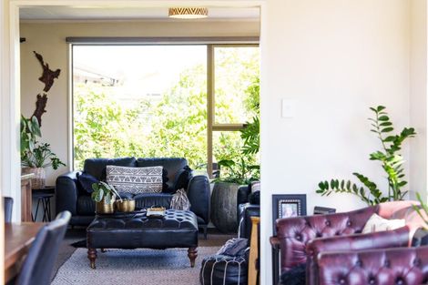 Photo of property in 2 Kent Place, Mosgiel, 9024