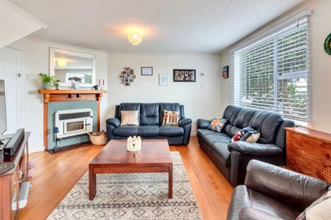 Photo of property in 29 Rimu Street, Helensville, 0800