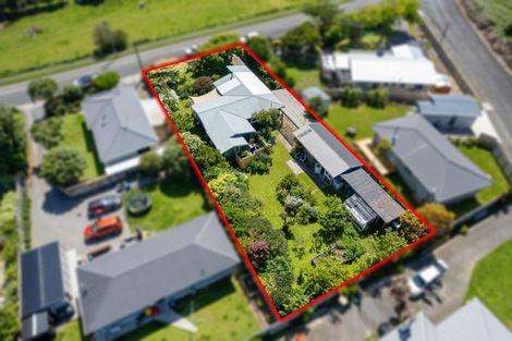 Photo of property in 103 Atkinson Avenue, Otaki Beach, Otaki, 5512