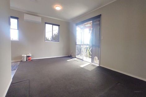 Photo of property in 2/112 View Road, Sunnyvale, Auckland, 0612