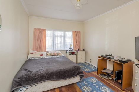 Photo of property in 9 Worcester Street, Levin, 5510