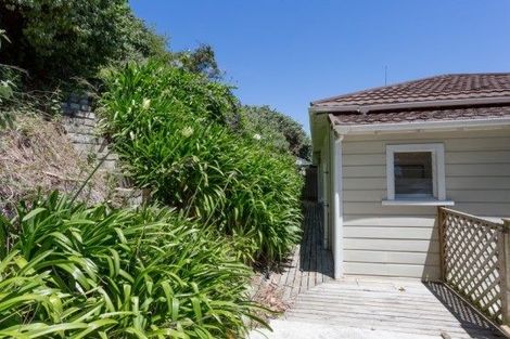 Photo of property in 37 Faraday Street, Hospital Hill, Napier, 4110