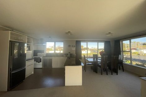 Photo of property in 51 Hillary Street, Winton, 9720