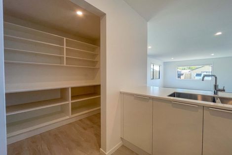 Photo of property in 16 Wexford Crescent, Halswell, Christchurch, 8025