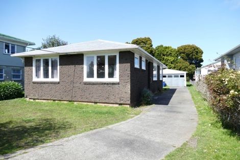 Photo of property in 20 Brains Road, Kelston, Auckland, 0602