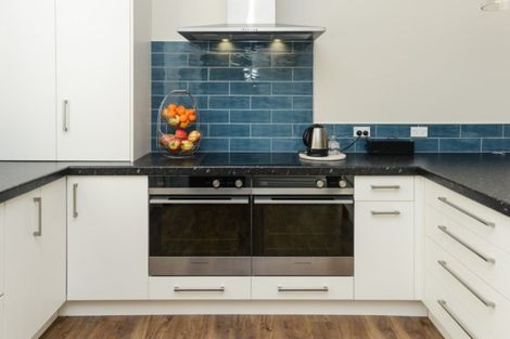 Photo of property in 15 Saint Marys Road, Waipukurau, 4200