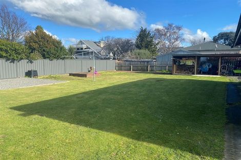 Photo of property in 3 Edward Street, Dannevirke, 4930