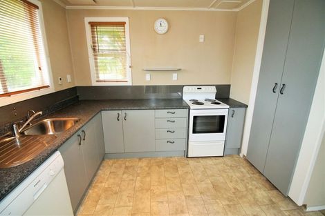 Photo of property in 8 Ngatuku Place, Tokoroa, 3420