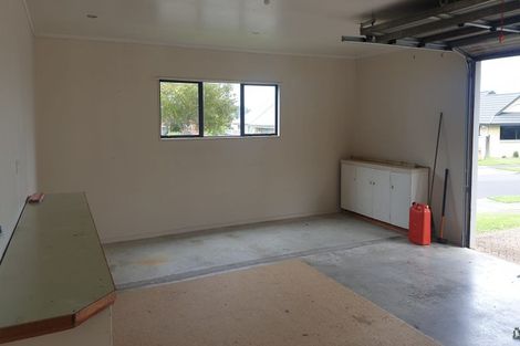 Photo of property in 12 Friesian Place, Grandview Heights, Hamilton, 3200