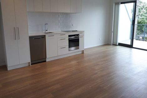 Photo of property in 2/2 Wesley Street, Devonport, Auckland, 0624