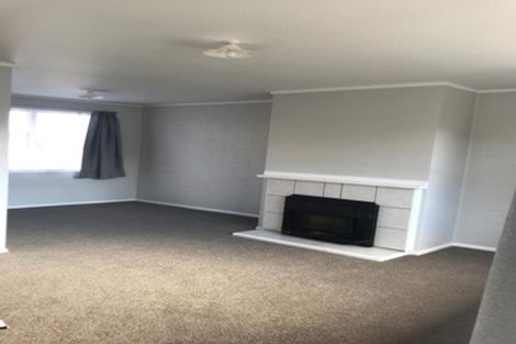 Photo of property in 2/11 Waitahanui Avenue, Taupo, 3330