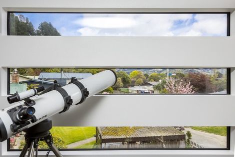 Photo of property in 12c Lane Street, Wallaceville, Upper Hutt, 5018