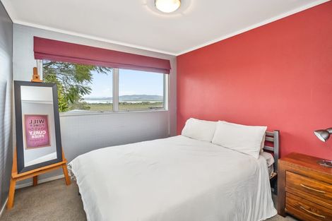 Photo of property in 48 Raumati Crescent, Onerahi, Whangarei, 0110