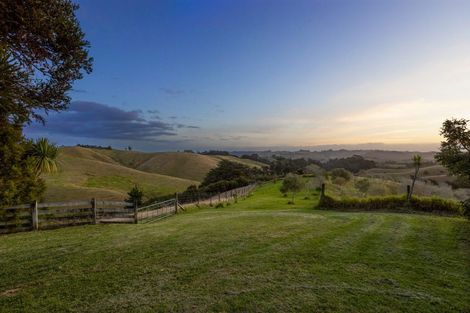 Photo of property in 298 Mahurangi West Road, Puhoi, Warkworth, 0983