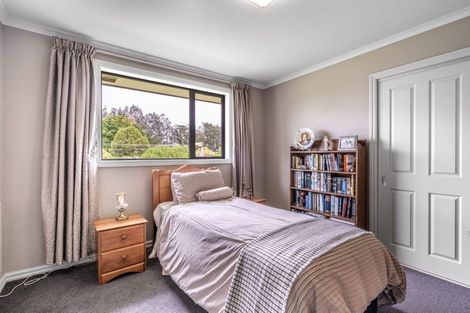 Photo of property in 12 Wilcox Road, Seaward Bush, Invercargill, 9871