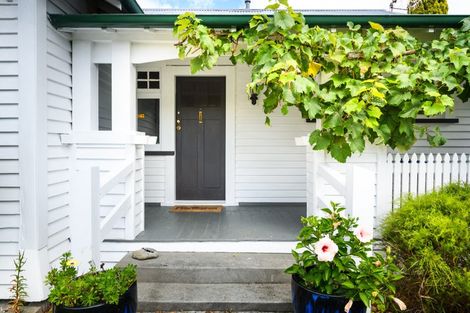 Photo of property in 26 Marne Street, Hokowhitu, Palmerston North, 4410