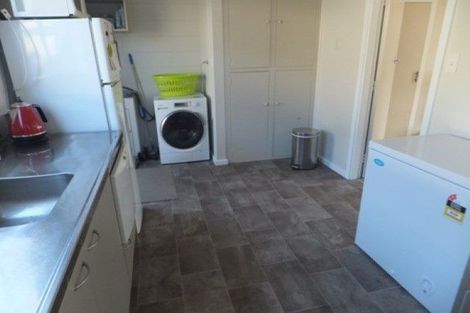 Photo of property in 2/19 Hargest Crescent, Sydenham, Christchurch, 8023