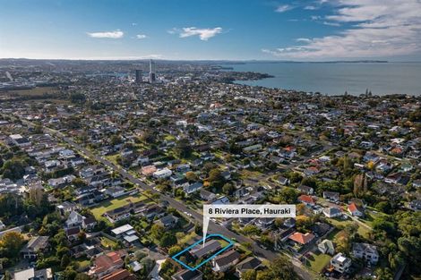 Photo of property in 8 Riviera Place, Hauraki, Auckland, 0622