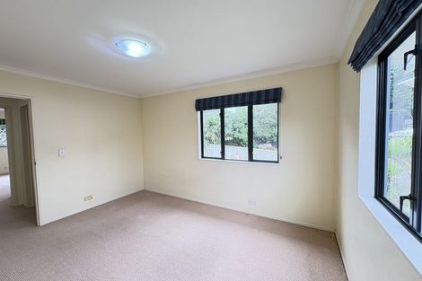 Photo of property in 30 Royal View Road, Te Atatu South, Auckland, 0610