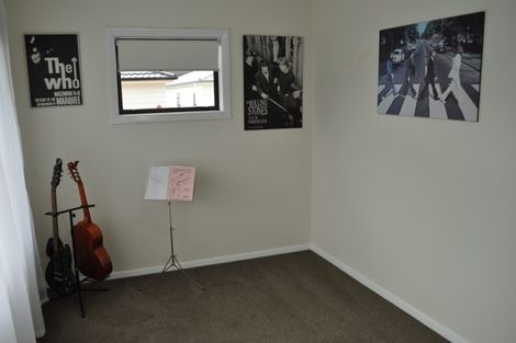 Photo of property in 57 Kowhai Avenue, Ebdentown, Upper Hutt, 5018