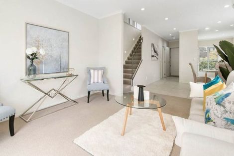 Photo of property in 21 Anselmi Ridge Road, Pukekohe, 2120
