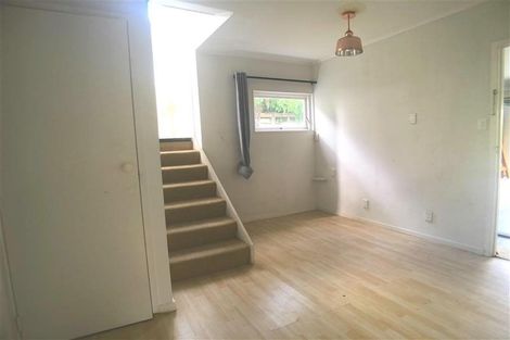 Photo of property in 7 Barlow Place, Chatswood, Auckland, 0626