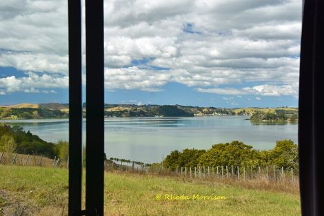 Photo of property in 196 Metcalfe Road, Matakohe, 0593