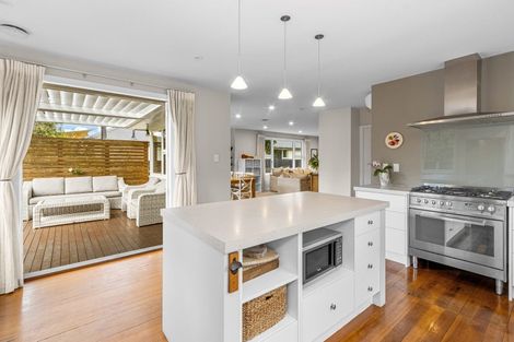 Photo of property in 7 Torquay Place, Bryndwr, Christchurch, 8053