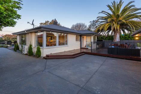 Photo of property in 211 Condell Avenue, Papanui, Christchurch, 8053