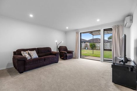 Photo of property in 16 Addison Court, Papamoa Beach, Papamoa, 3118