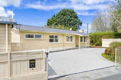 Photo of property in 2 Carrington Avenue, Hillcrest, Hamilton, 3216