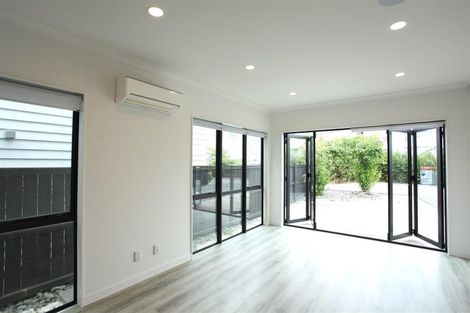 Photo of property in 8 Blackbird Lane, Hobsonville, Auckland, 0616