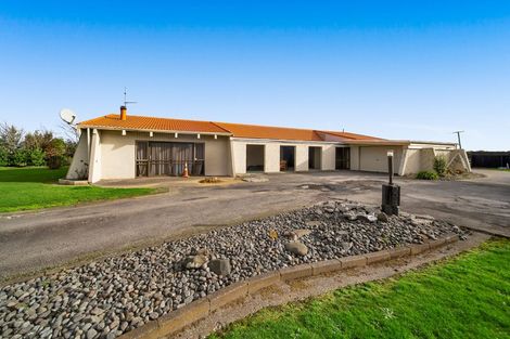 Photo of property in 301 Waihi Road, Hawera, 4673
