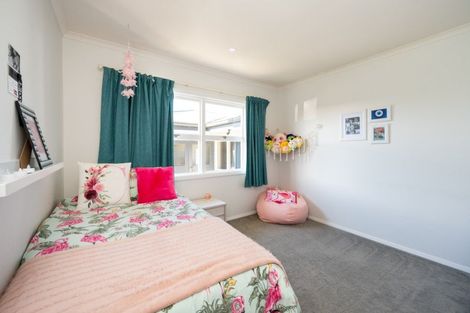 Photo of property in 12 Flanders Avenue, Onekawa, Napier, 4110