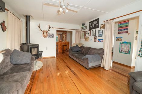 Photo of property in 41a View Road, Hikurangi, 0114