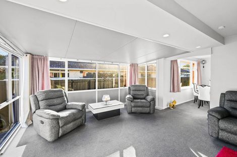 Photo of property in 1/310 Main North Road, Redwood, Christchurch, 8051