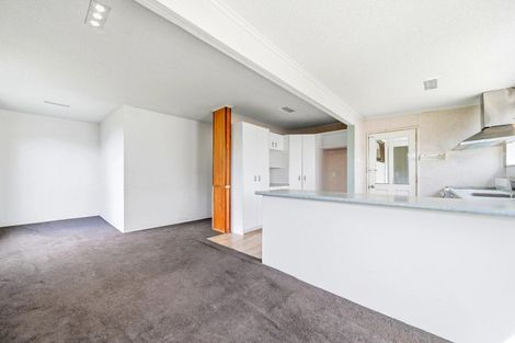 Photo of property in 107 Sunrise Avenue, Murrays Bay, Auckland, 0630