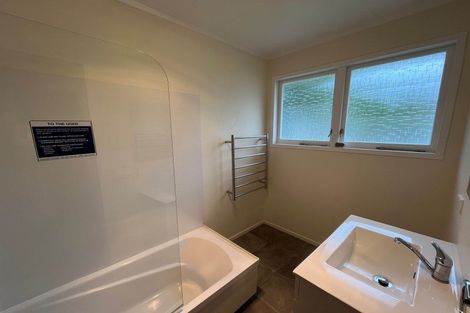 Photo of property in 50a Dowse Drive, Maungaraki, Lower Hutt, 5010