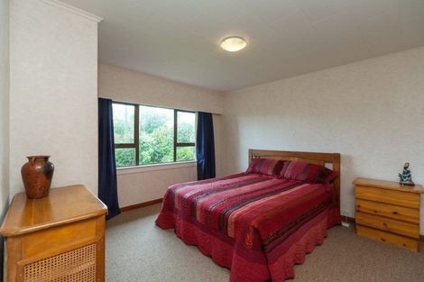 Photo of property in 4 Mission Street, Moturoa, New Plymouth, 4310