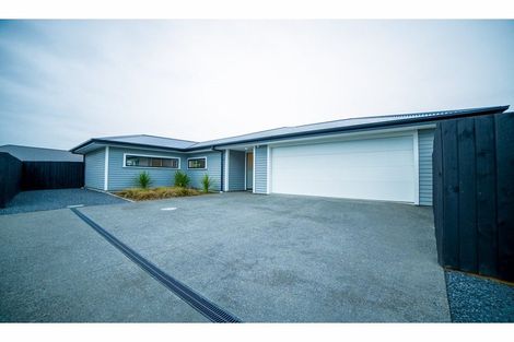 Photo of property in 7 Clonbunny Close, Rolleston, 7614