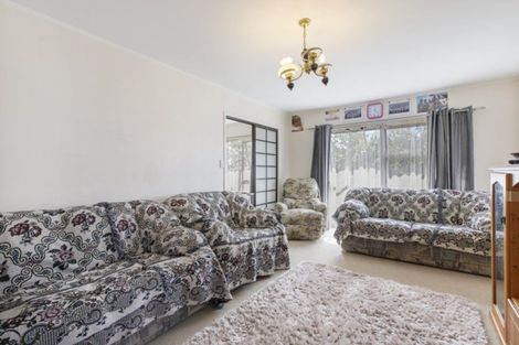 Photo of property in 2b Roys Road, Weymouth, Auckland, 2103