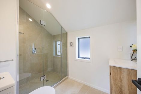 Photo of property in 7a Manuwai Road, Torbay, Auckland, 0630